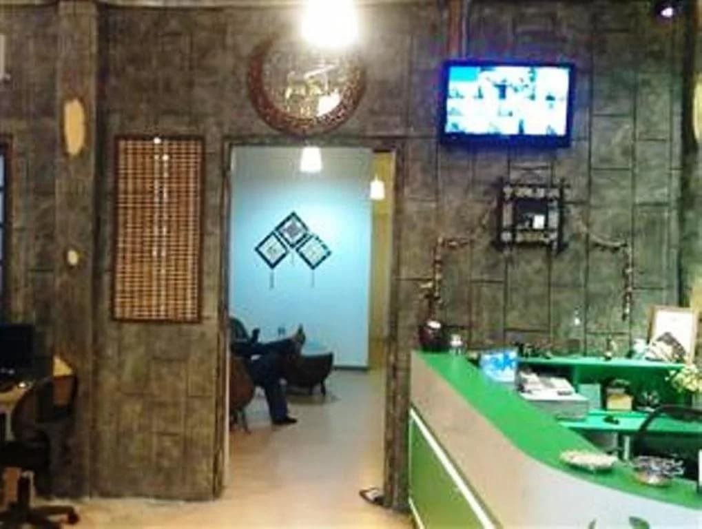Green Hut Lodge - photo 2
