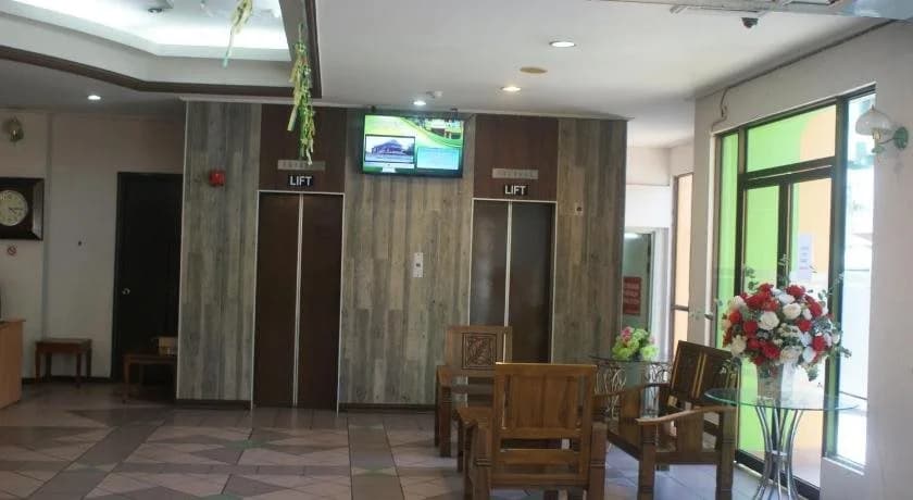 OYO 89489 Al Ansar Hotel - photo 16