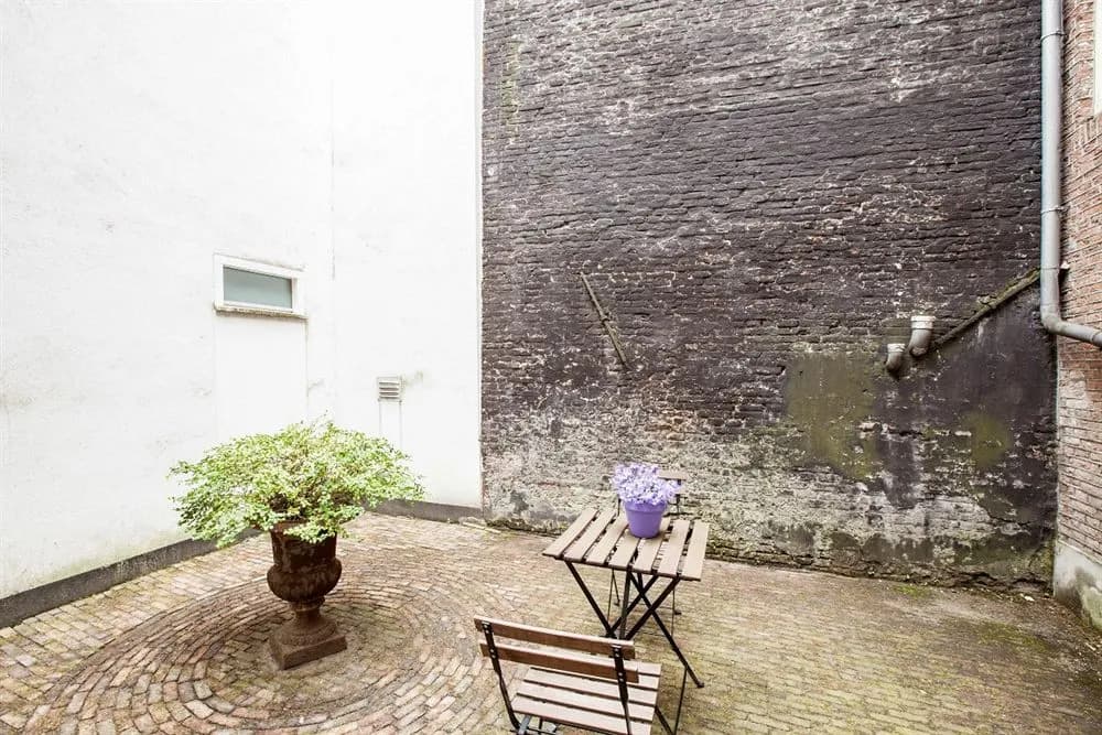 Old Masters Apartment - photo 13