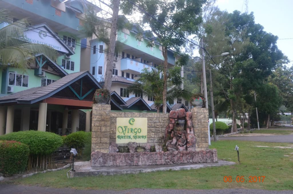 Virgo Batik Resort Teluk Batik Lumut - main photo