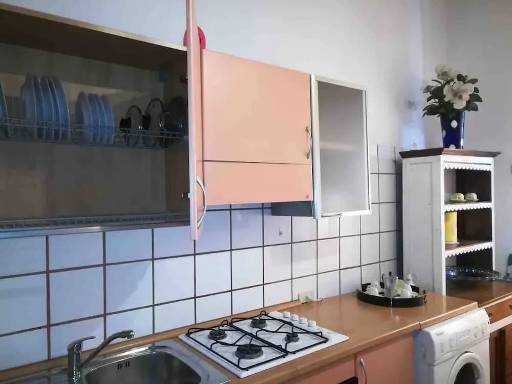 Apartment 6 - photo 9