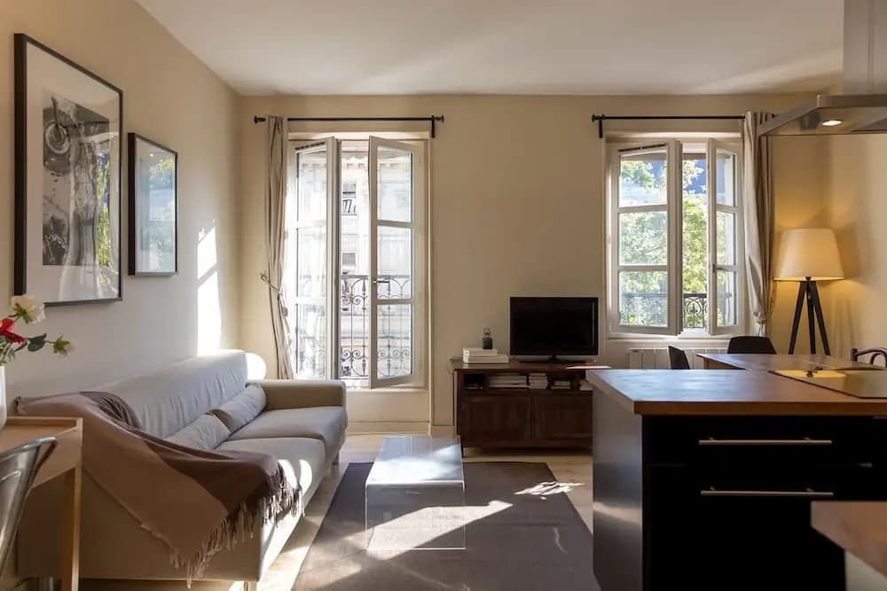 Rivoli Market I Comfortable 1 Bed Apt Near Hotel de Ville - photo 3