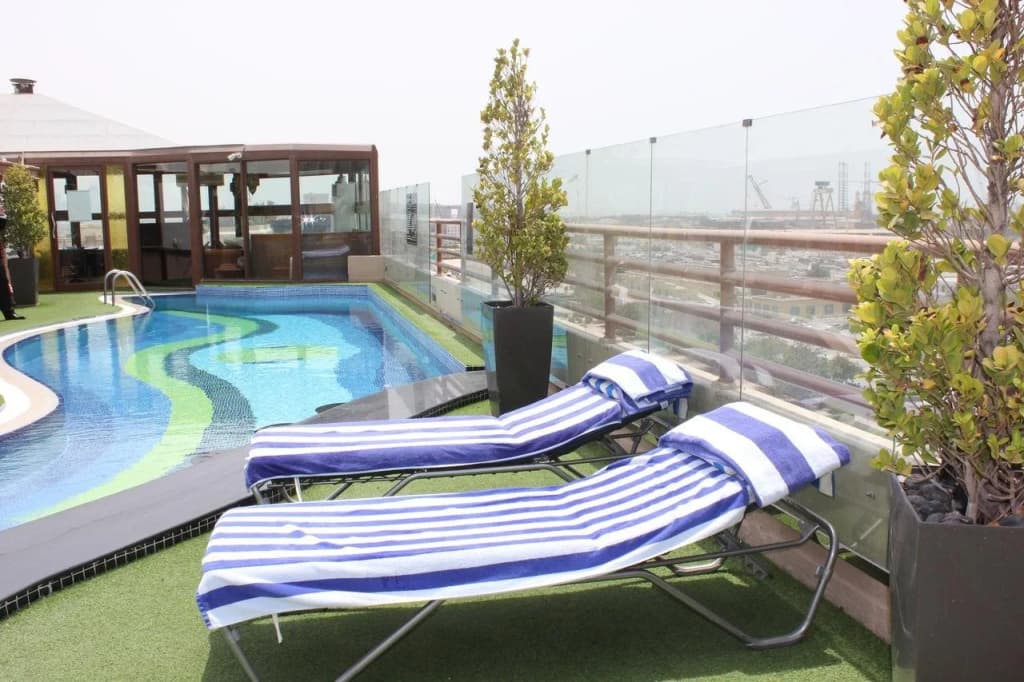 Sea View Hotel - photo 2