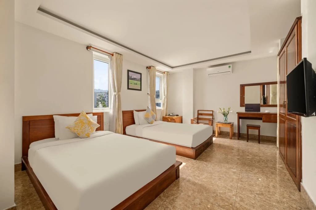 Titan Hotel - photo 32