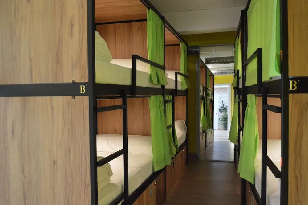 Debod Hostel - photo 4