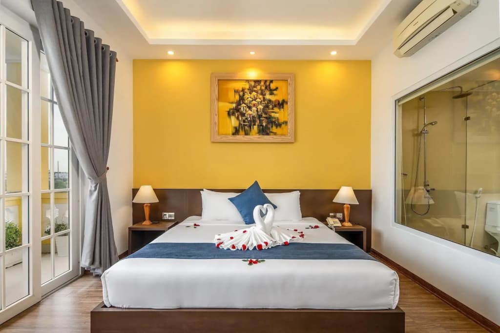 Triple Riverside Villa Hoian - photo 5