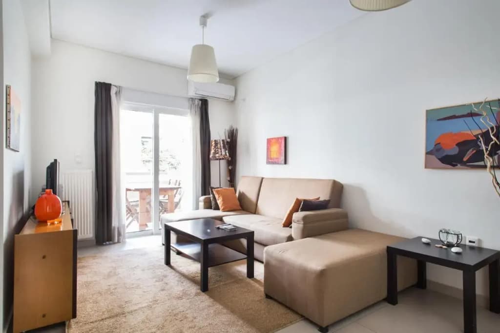 Flat 3 bedrooms 1 bathroom - Athens - photo 2