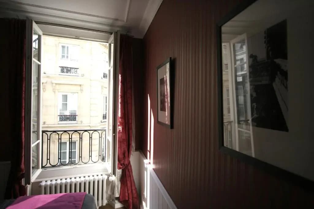 Paris Interiors Rentals - Le Marais Archives 2 Bdr - photo 5
