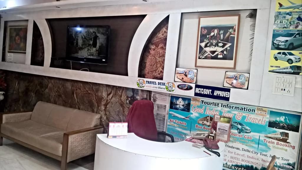 Hotel Su Shree Continental 5 Minutes Walk From New Delhi Railway Station - photo 14