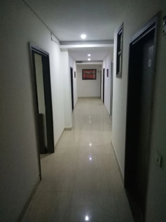 Hotel Aerotech - photo 11
