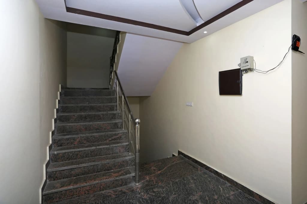 OYO 8462 Hotel Galaxy - photo 13