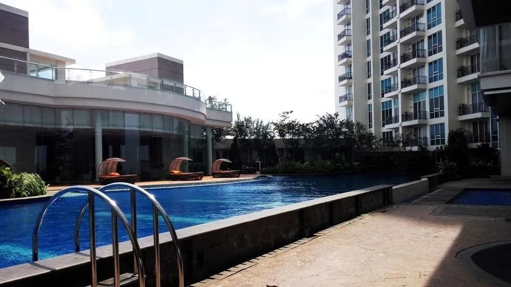 Family Studio Room at Ancol Mansion Apartment By Travelio - photo 11