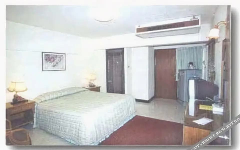 Sathorn Inn - photo 2