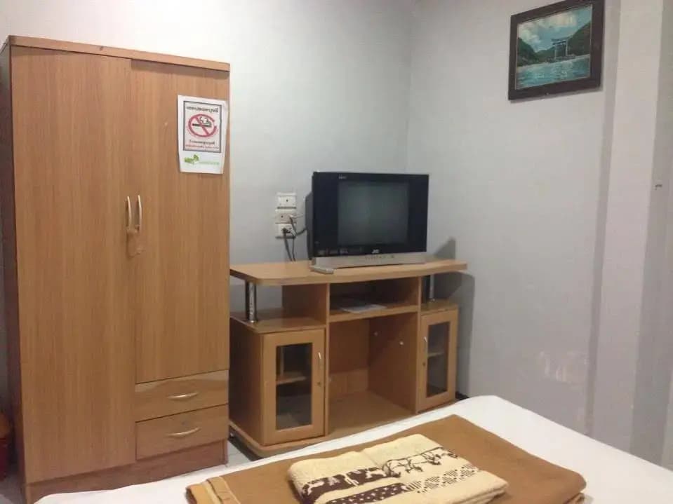 Sabuydee Guesthouse - photo 17