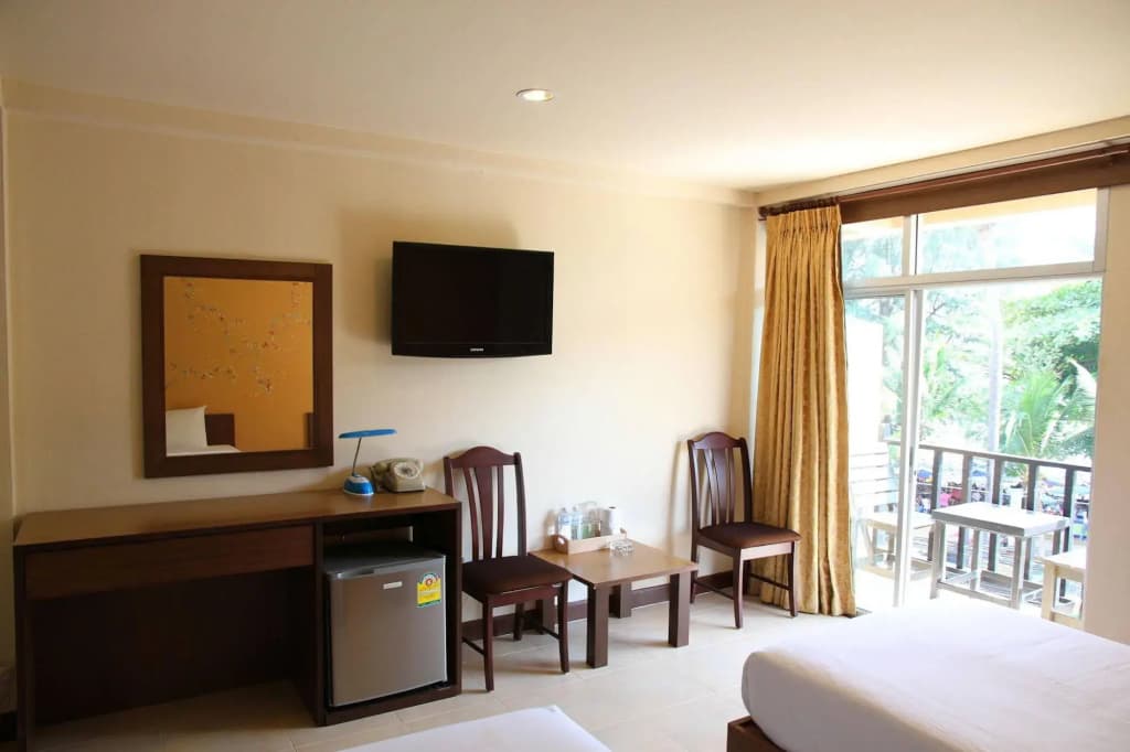 Opal House Hotel & Restaurant - photo 3