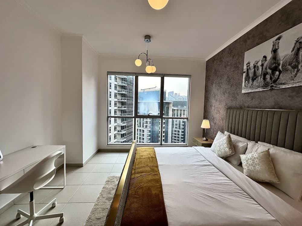 Lux BnB I The Residences I Sky Line Views - photo 5