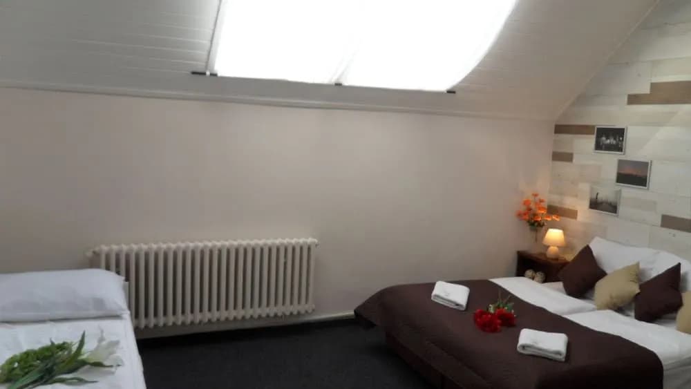 Pink House Apartments - photo 15