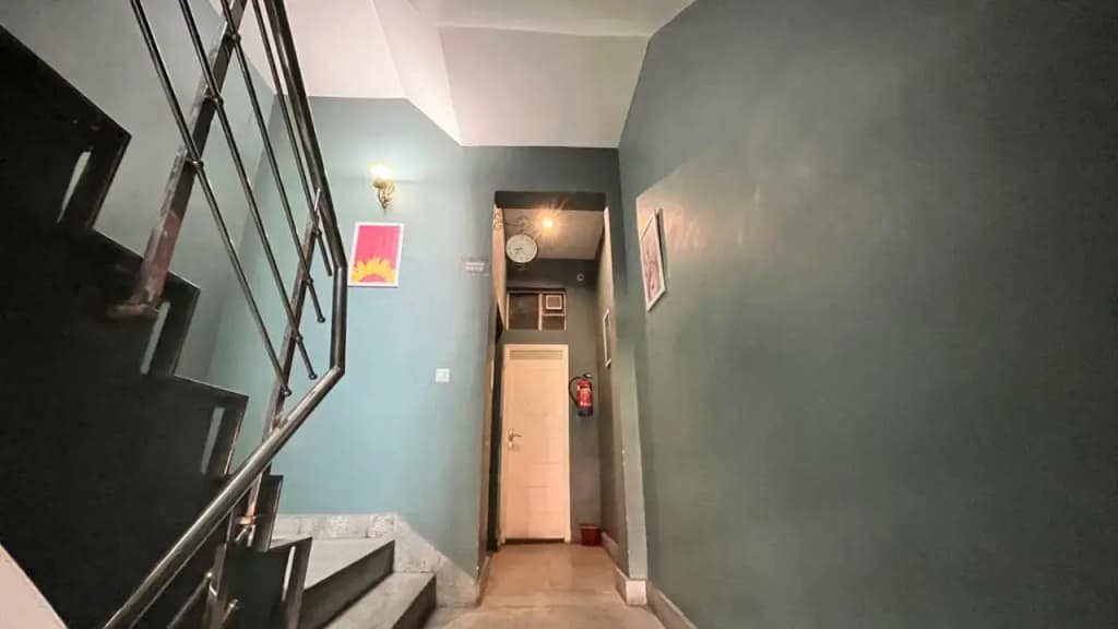 Qotel Hotel Church House Rohini Sector 15 - photo 9