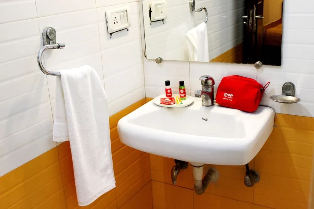 OYO 528 Hotel Neptune Residency - photo 9