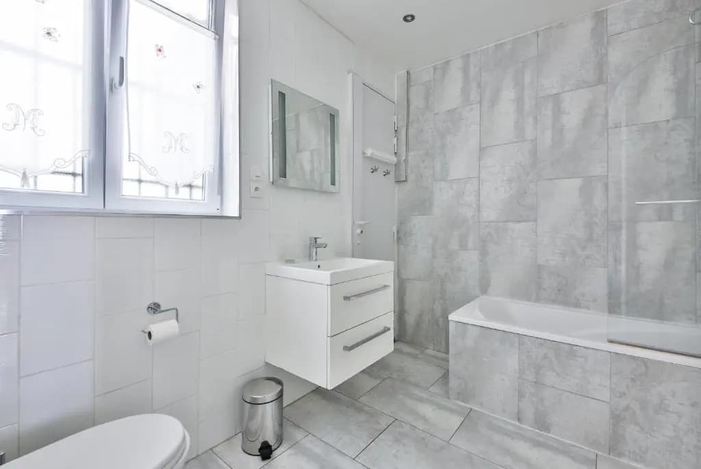Two-Bedroom Apartment Champs-Elysées - photo 6