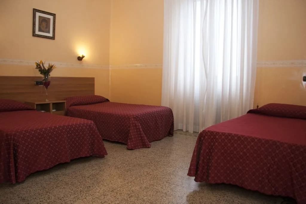Casa La Salle - Religious Guest House - photo 3