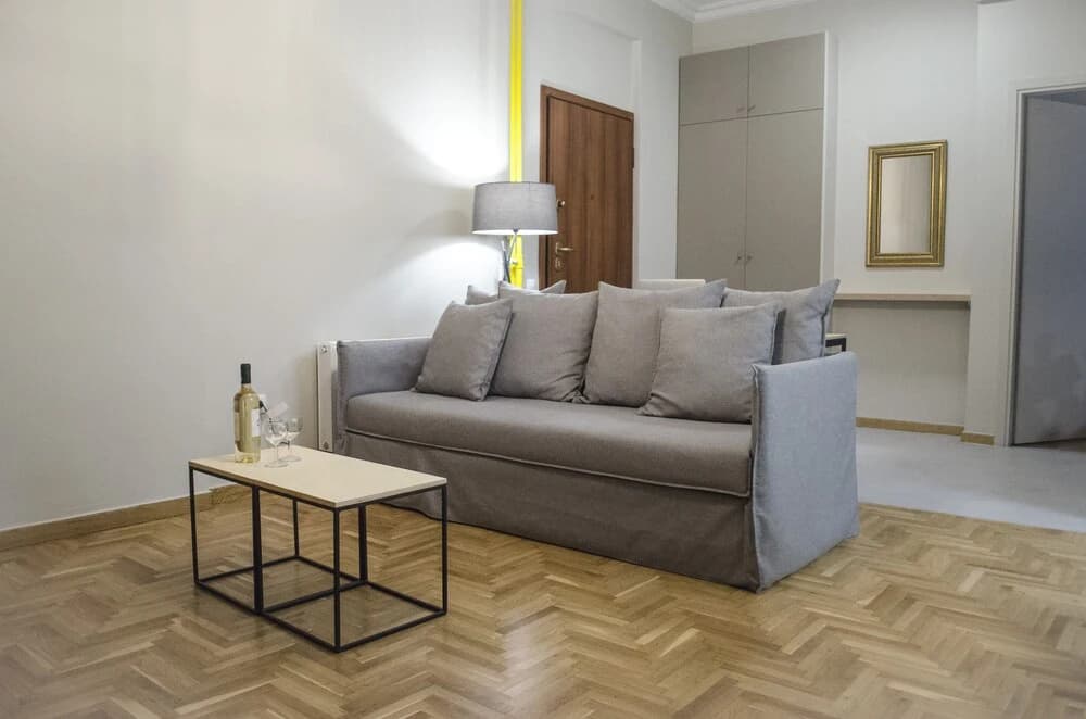 Centrally Located Flat with 1 Bedroom - main photo