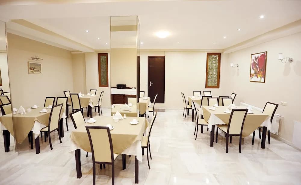 Hotel GNG - photo 23