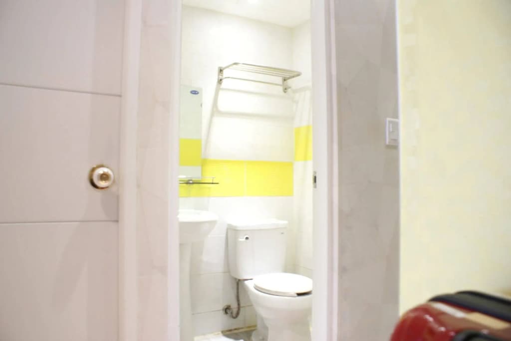 J Guesthouse - photo 7