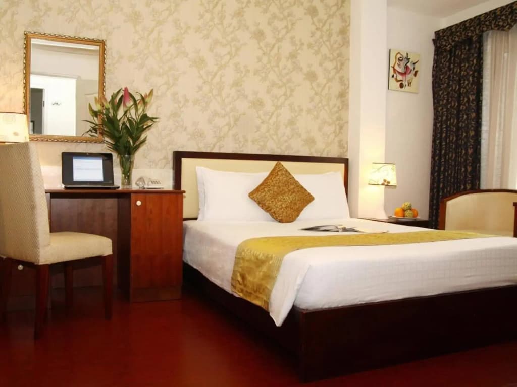 M&M Hotel - photo 5