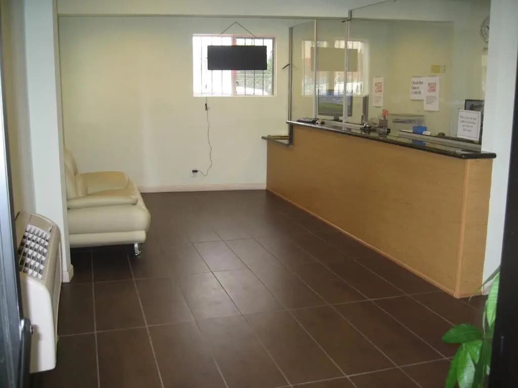 Eastsider Motel - photo 14