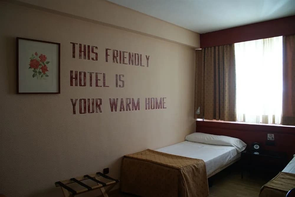 Anaco Hotel - photo 10