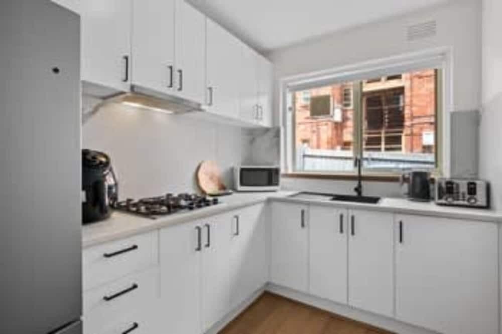 Bright 1-bed Apartment in St Kilda - photo 5