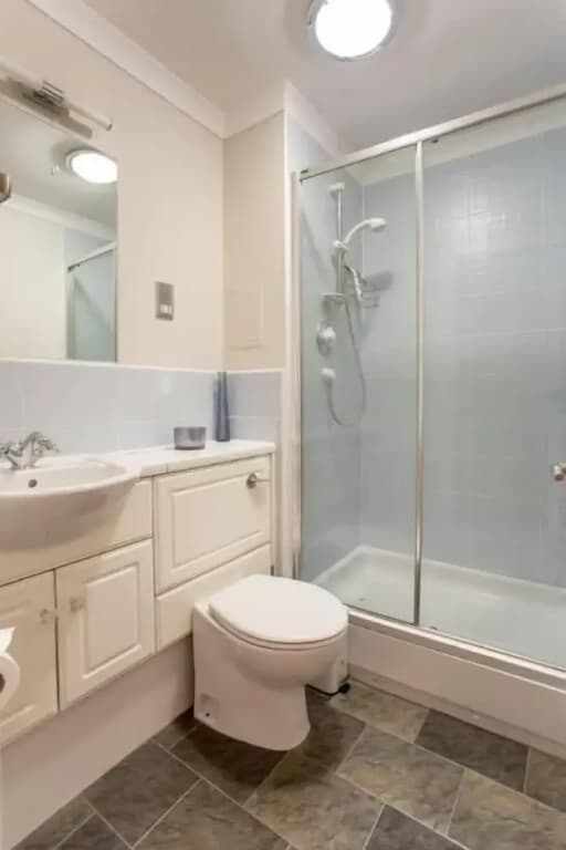 JOIVY Inviting Apartment near Leith Walk - photo 14