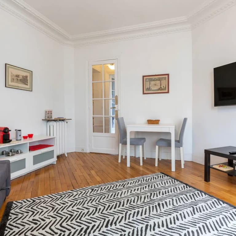 Zola Riverview Great 2 Bedroom in Paris - photo 5
