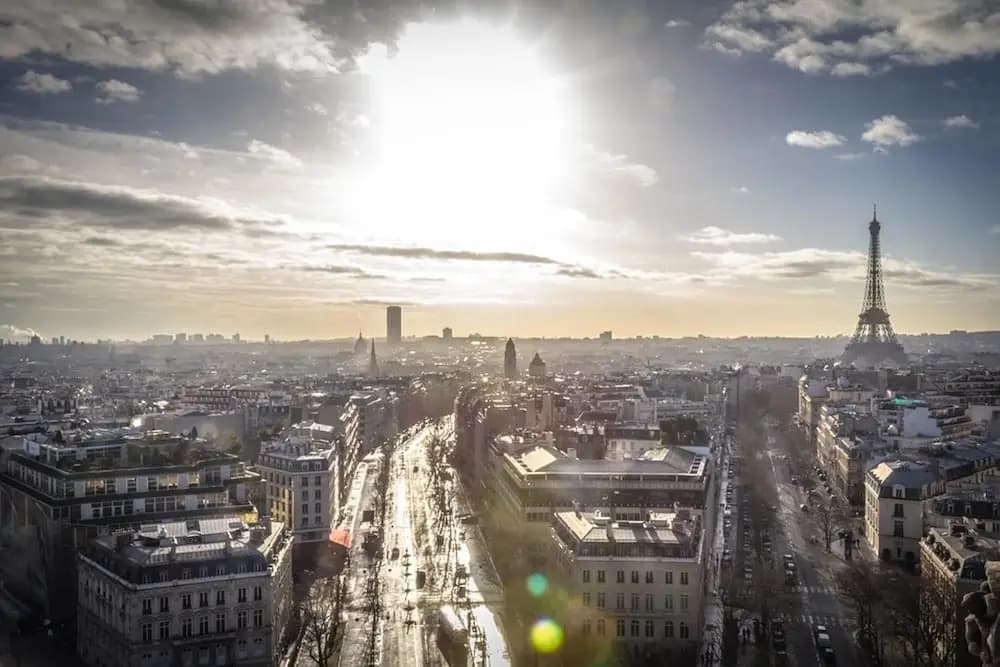 Apartment with 2 Bedrooms in Paris, with Wonderful City View And Wifi - photo 7