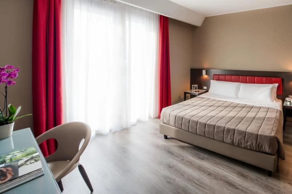 Hotel Leonardo da Vinci - photo 6