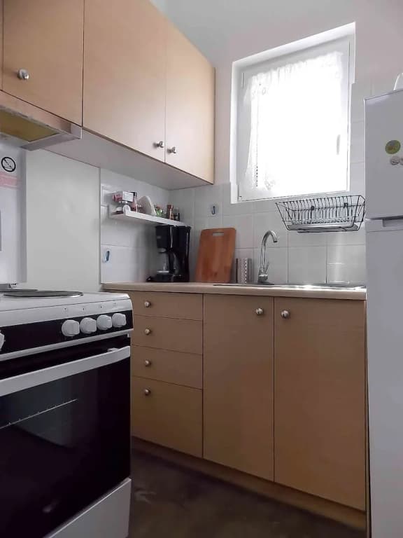 Dervenion-Athens Cozy Apartment - photo 11