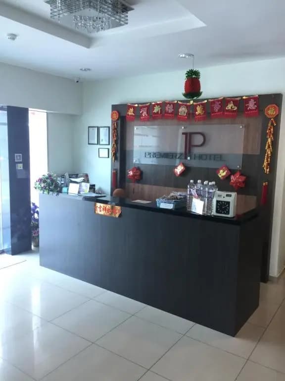 Premierz Hotel - photo 4