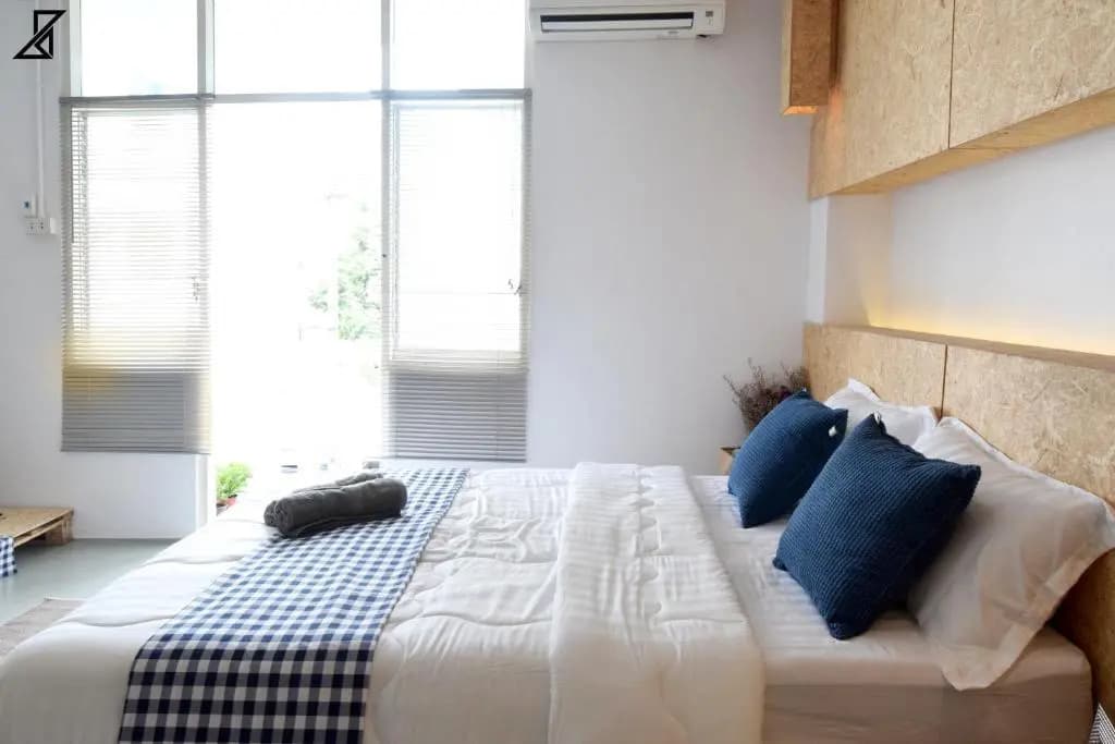 Hugger Hostel - photo 5