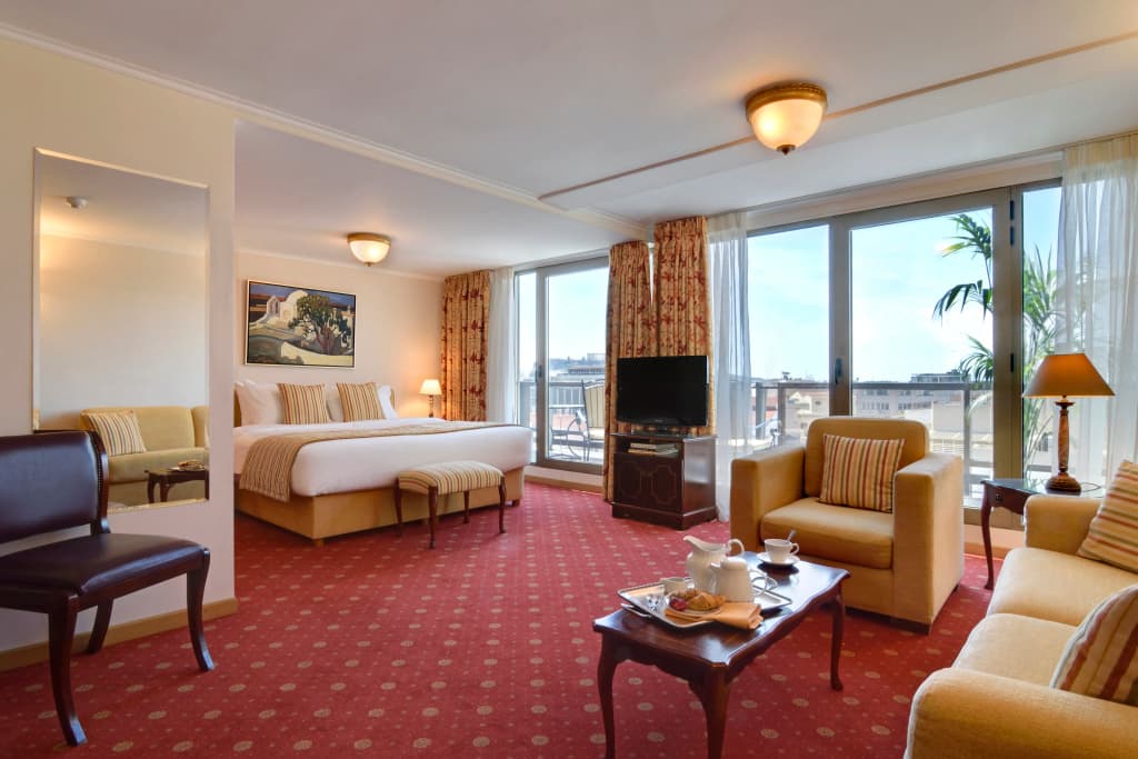 Titania Hotel - photo 4