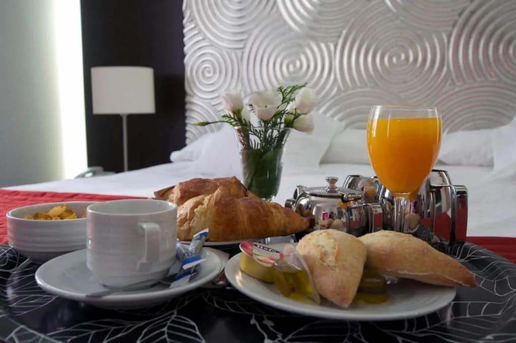 Suite Prado Hotel - photo 19