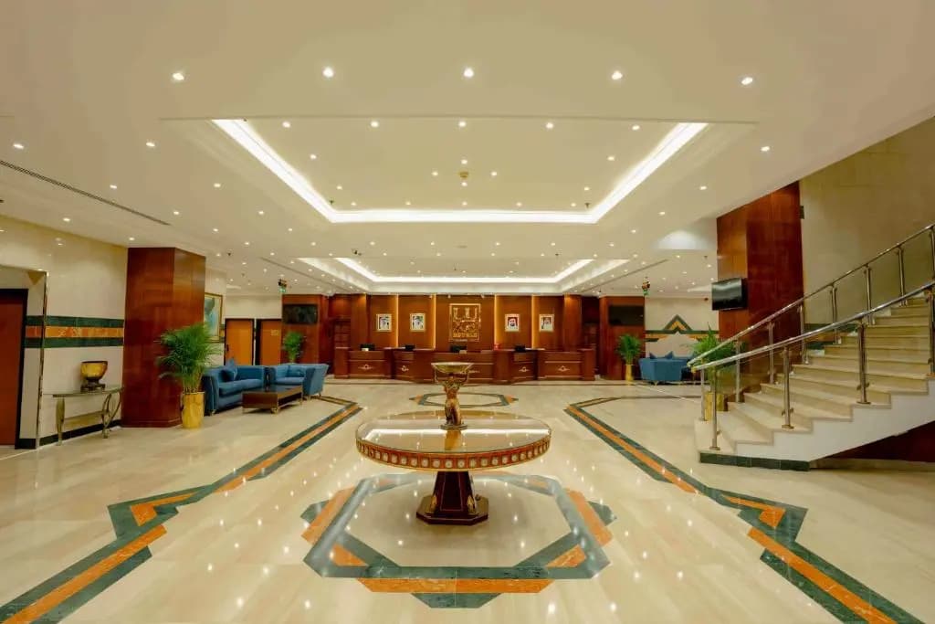 Luxe Grand Hotel Apartments - photo 47