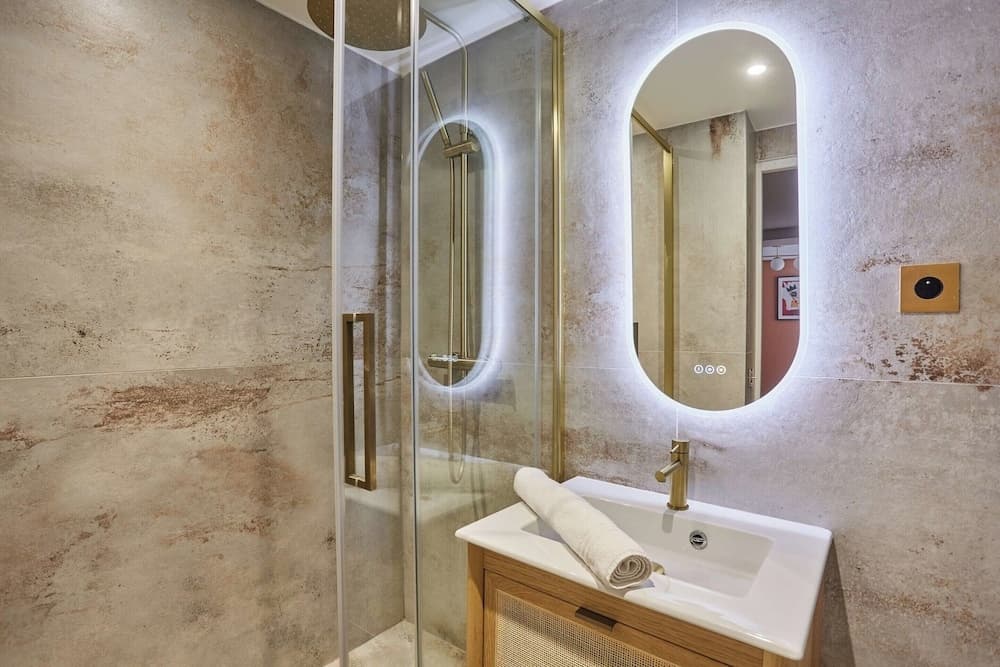Apartment AC Champs de Mars Eiffel Tower by Studio Prestige - photo 7