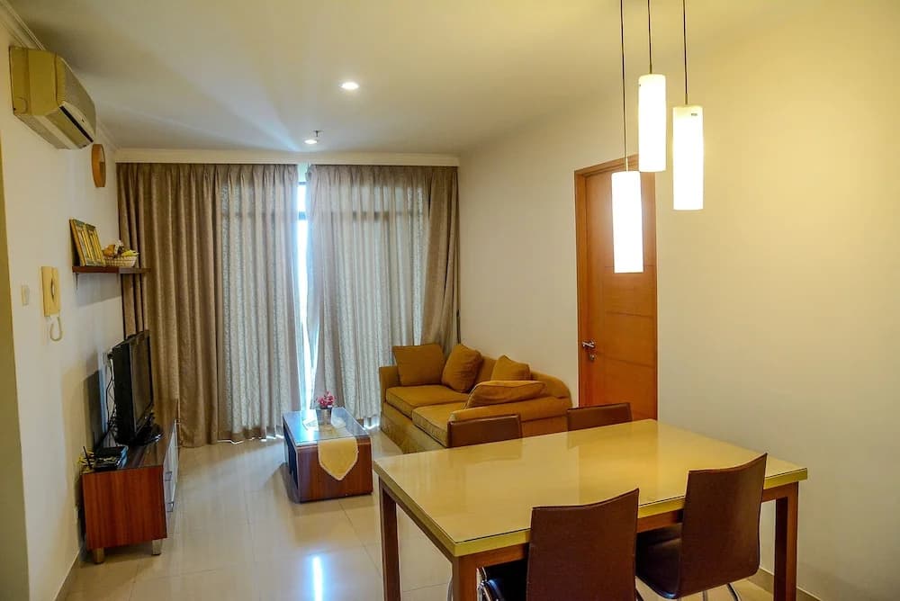 Best Spacious Hampton's Park Apartment - photo 4