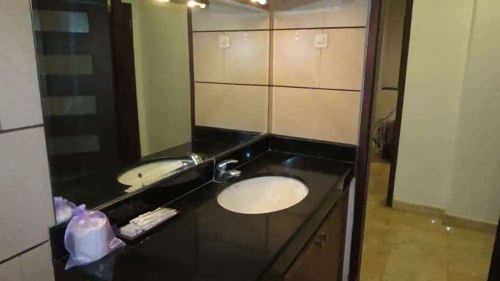 Beachfront Suite Alit - photo 8