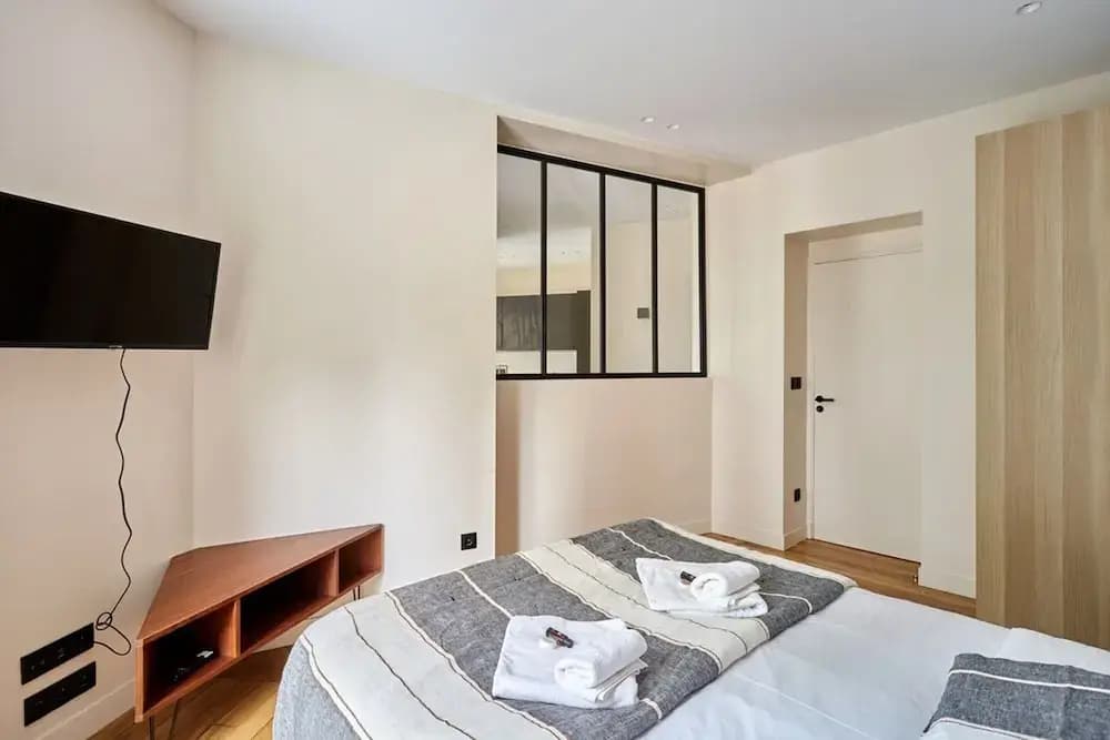 Superb Invalide Apartment Near Eiffel Tower - photo 2