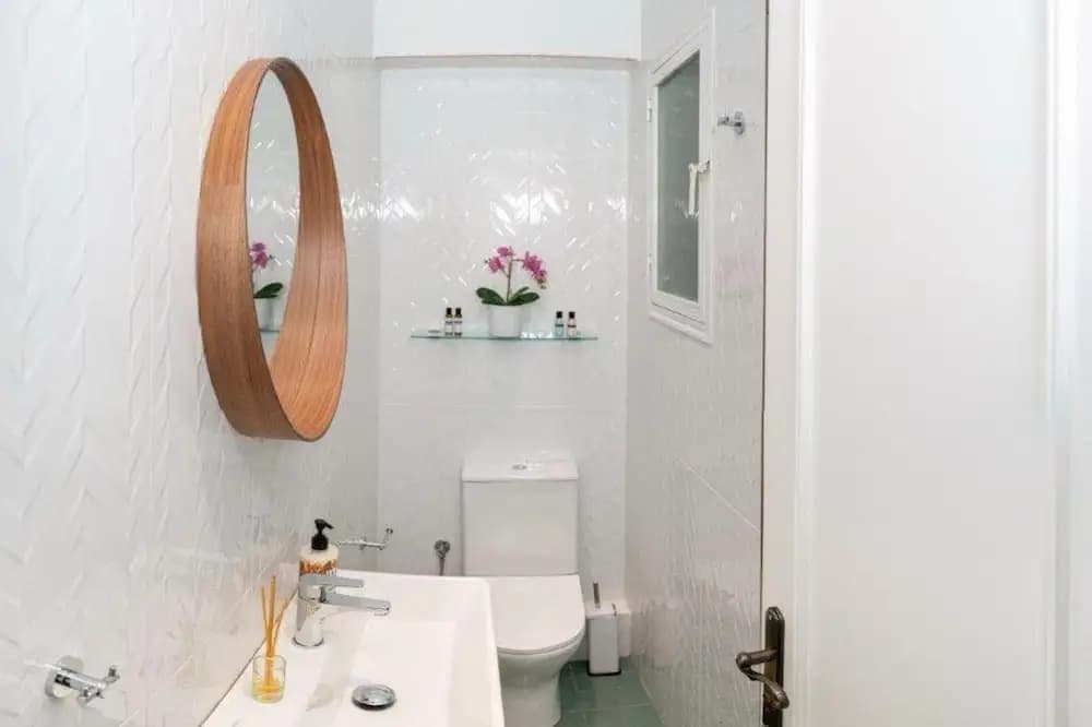 Crown Syntagma Apartment - photo 4
