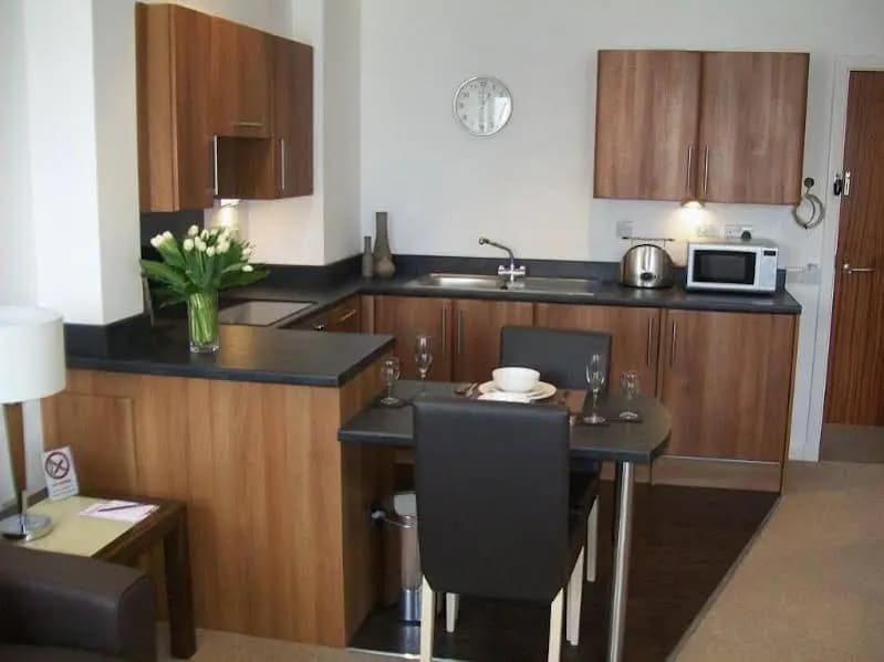 Stewart by Heeton Concept Aparthotel Edinburgh - photo 3