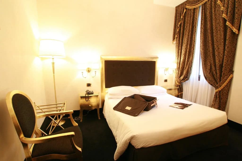Hotel Al ponte dei sospiri - photo 15