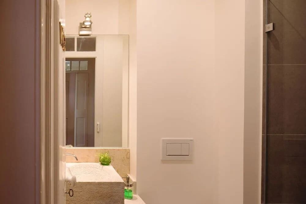 Lisbon Calling Rooms & Studio - photo 9